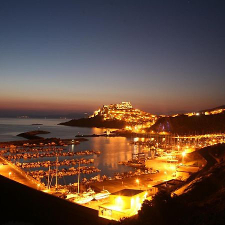 Affittimoderni Castelsardo Miramare Διαμέρισμα Δωμάτιο φωτογραφία